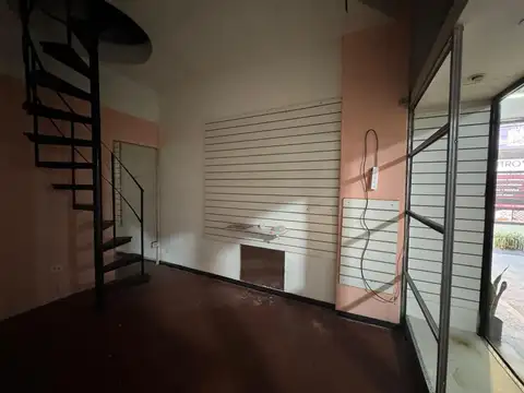 Local en Alquiler en Villa Lugano, $ 300.000