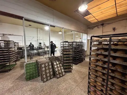 LOCAL INDUSTRIAL AVELLANEDA VENTA