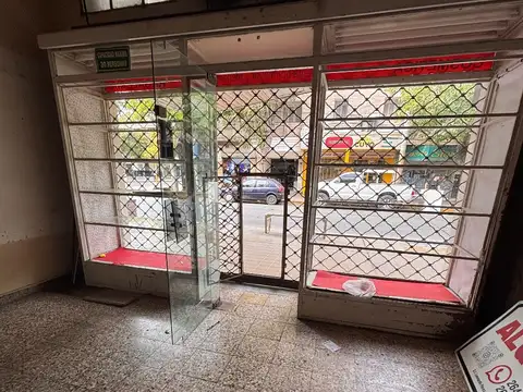 LOCAL | 110 M2 | SÓTANO | ZONA LIBERTADOR | ALTO TRÁNSITO | CAPITAL