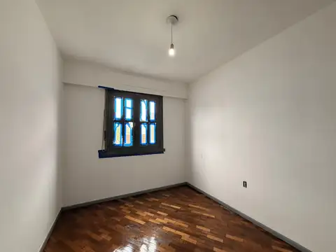 Depto Tipo Casa en Alquiler de 3 dormitorios