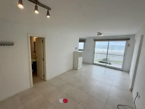 Departamento en Alquiler en Constitucion, $ 600.000