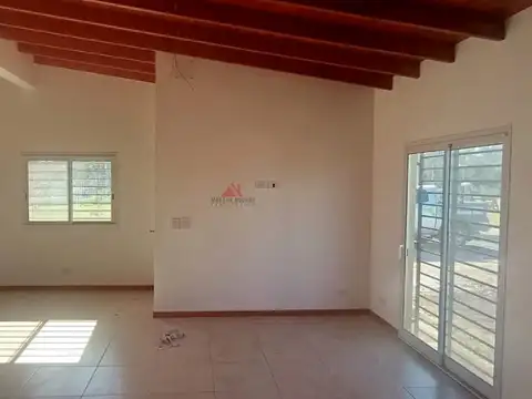 Patricia y Chazarreta 100