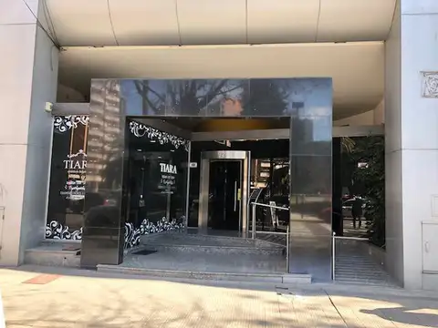 Oficina 3 ambientes con 1 baño