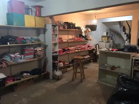 Local en Venta en Lanus Este, USD 150.000