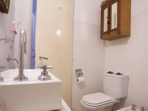 Se vende Casa en Los Cocos, 3 dormitorios