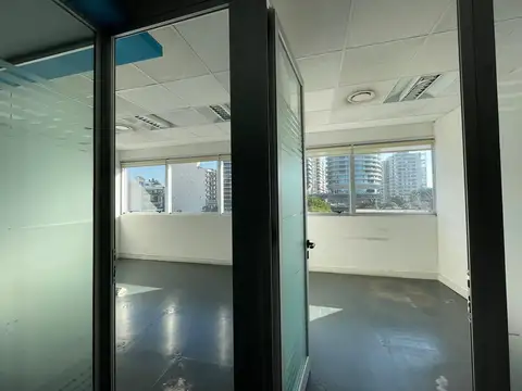 Oficina en Alquiler en Vicente Lopez, USD 2.000