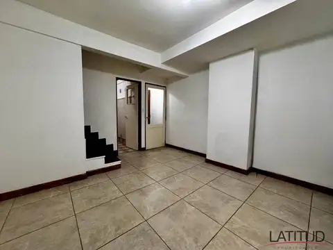 Departamento 2 dormitorios tipo duplex en el microcentro