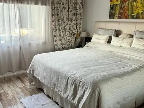 Casa en El Canton , barrio islas