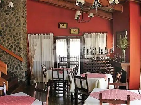 HOSTERIA EN VENTA EN EL CALAFATE, SANTA CRUZ
