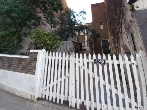 Córdoba al 2500