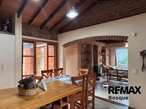 VENTA CASA VALERIA DEL MAR 4 AMBIENTES