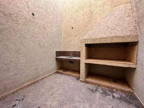 Depto Tipo Casa en Venta en La Arbolada, USD 180.000