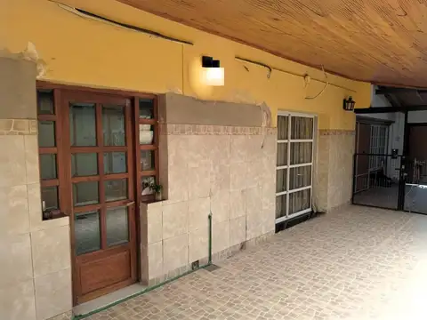 Casa en Venta en Remedios De Escalada, USD 80.000