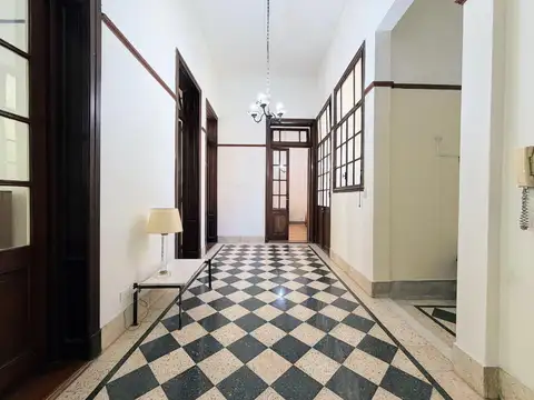 Depto Tipo Casa en Venta de 4 dormitorios
