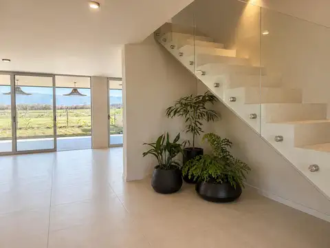 Casa a estrenar en Venta, Country Las Limas, Yerba Buena