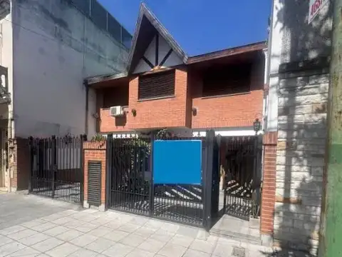Duplex En Venta En Mataderos
