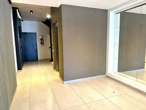 VENTA DPTO 2 AMB AL FRENTE CON BALCON