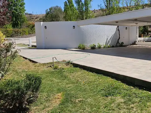 Casa en Venta en Lujan De Cuyo, USD 350.000