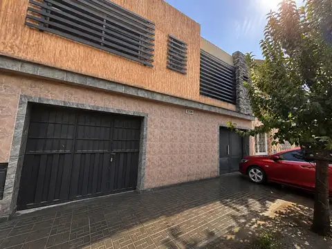 VENTA CASA MAS DEPARTAMENTO BARRIO ECHEVERRIA