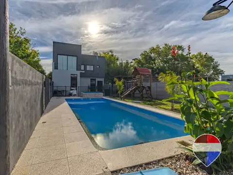 Casa en Venta en Joaquin Gorina, USD 250.000