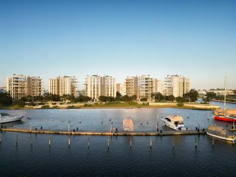 Departamento en Venta con 2 cocheras