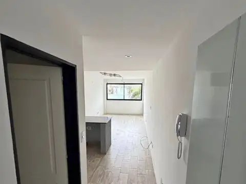 Depto Tipo Casa en Alquiler en Ramos Mejía, $ 500.000