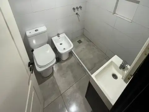 Depto Tipo Casa en Alquiler en Ramos Mejía, $ 550.000
