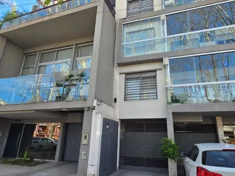 SEMIPISO EN VENTA DE 3 AMB EN DEVOTO APTO CREDITO