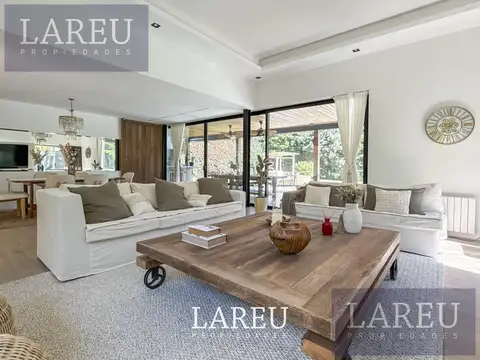 Casa en Venta de 4 dormitorios