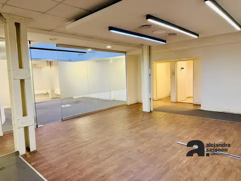 Oficina Monoambiente con 4 baños