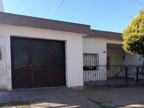 VENTA CASA 4 DORMI SAN NICOLAS