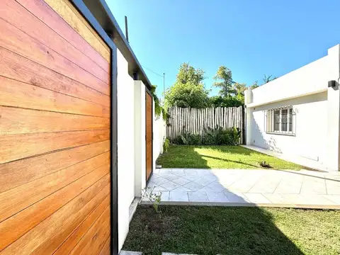 Casa 3 ambientes con 1 baño