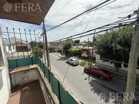 Depto Tipo Casa 3 ambientes con 1 baño