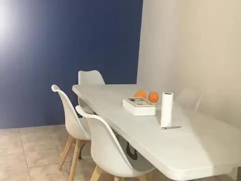 L N Alem 100, Piso 7