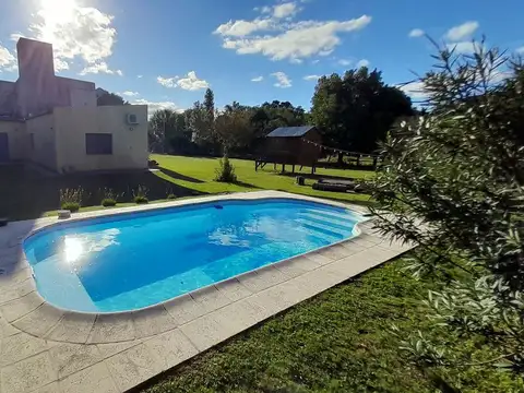 Casa 4 ambientes con 1 baño