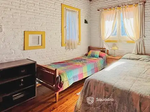 Casa 7 ambientes con 3 baños