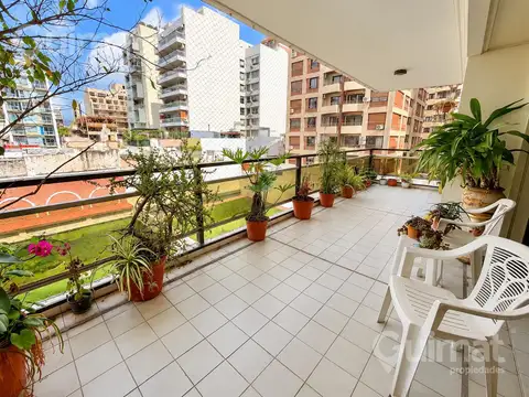 Departamento 4 ambientes con 2 baños