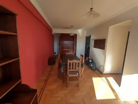 EN VENTA AMPLIO DPTO SOBRE AV. GENERAL LOPEZ