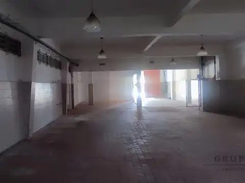 Hipolito Yrigoyen  al 23600