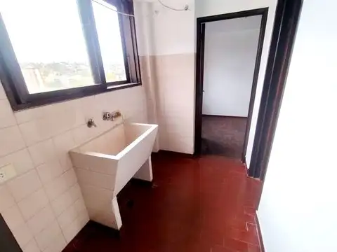 Hermoso departamento zona macrocentro oeste.