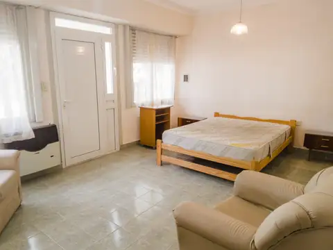 Departamento en Alquiler en Punta Alta, $ 450.000