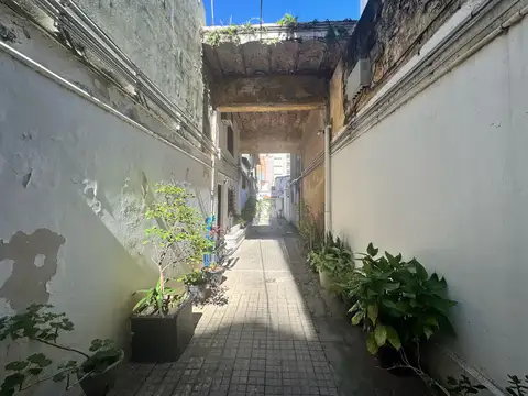 Casa en venta para reciclar ZEBALLOS 631