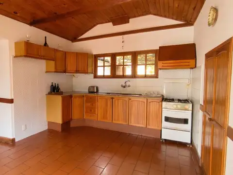 Casa 3 ambientes con 2 baños