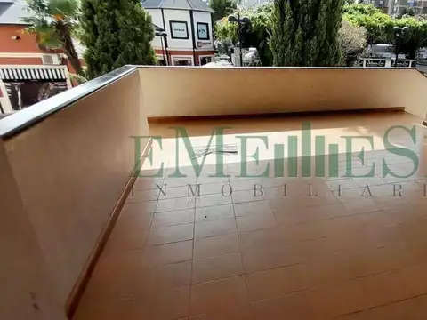 Jason 350 100, Piso 3
