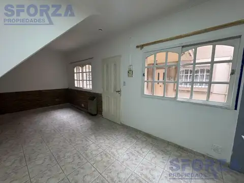 Depto Tipo Casa en Alquiler en San Miguel, $ 650.000