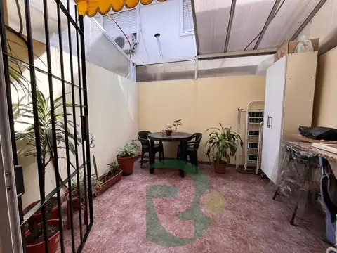Depto Tipo Casa en Venta de 2 ambientes