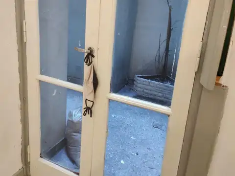 Condarco 427 , Piso Pb