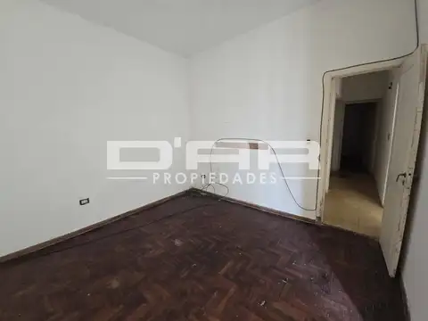 Guardia Nacional 900, Piso PB