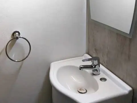 Avenida Juan Domingo Perón 1900, Piso 00