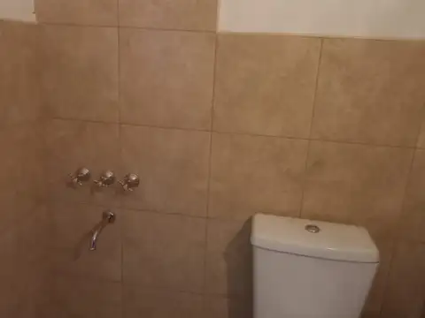 Departamento en Alquiler en Villa Ballester, $ 350.000